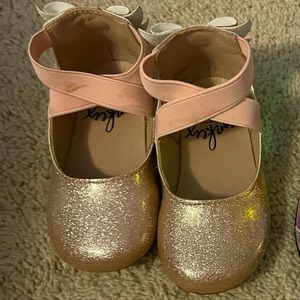 Monkey feet toddler girl shoes